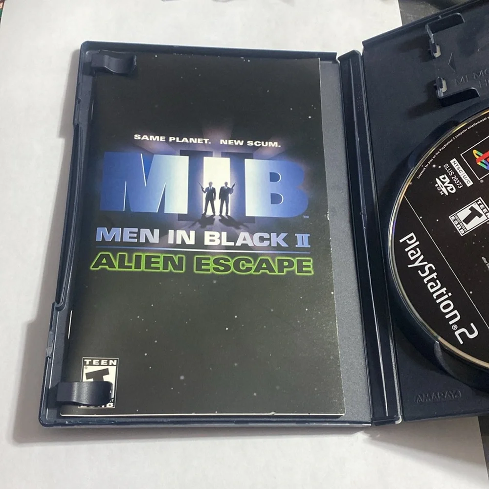 Men in Black 2 Alien Escape PS2 with booklet (BIN4)